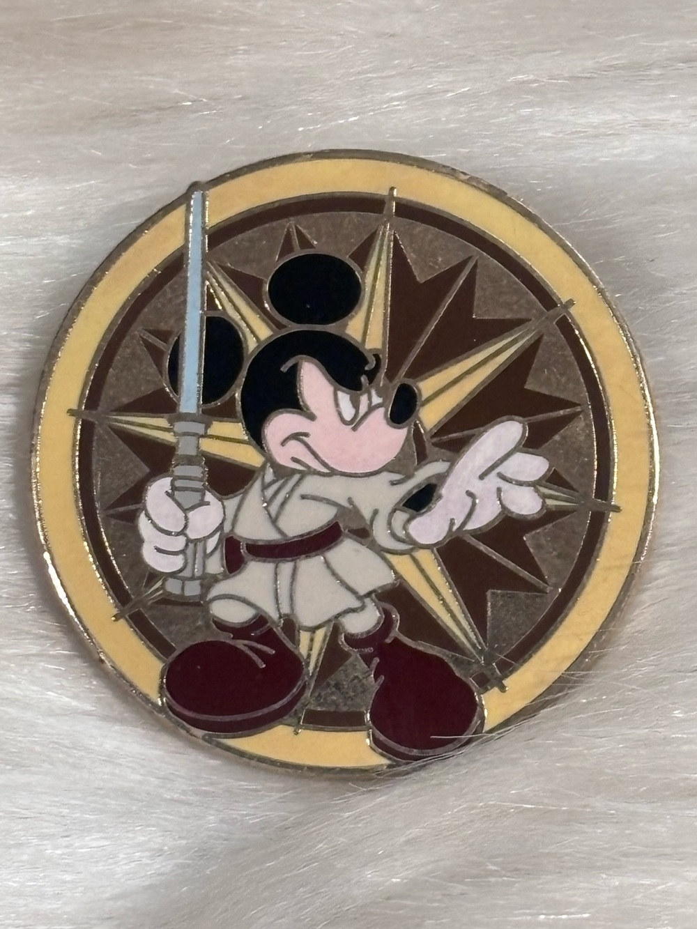 Mickey's Pin Odyssey 2008 - Pilot Goofy on Compass Rose
